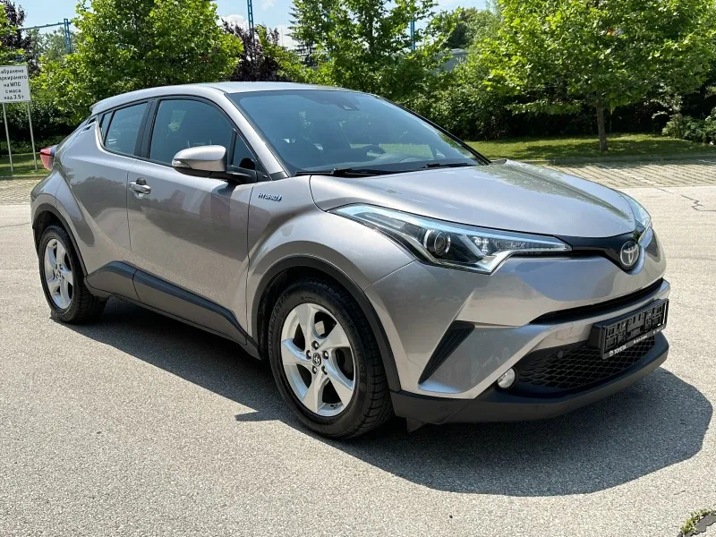 Toyota C-HR Автомат/Хибрид/108000км Image 5